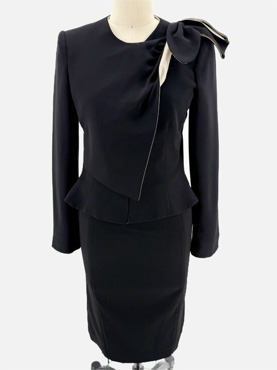 Giorgio Armani Dresses & Skirts - Giorgio Armani Wool Black 2-Pc Corporate Luxury Suit Set 36-38/XXS-XS